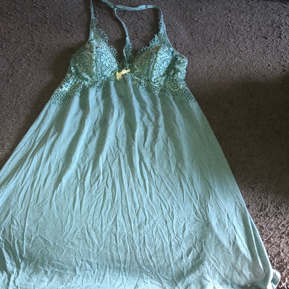 Victoria’s Secret nightgown sz small